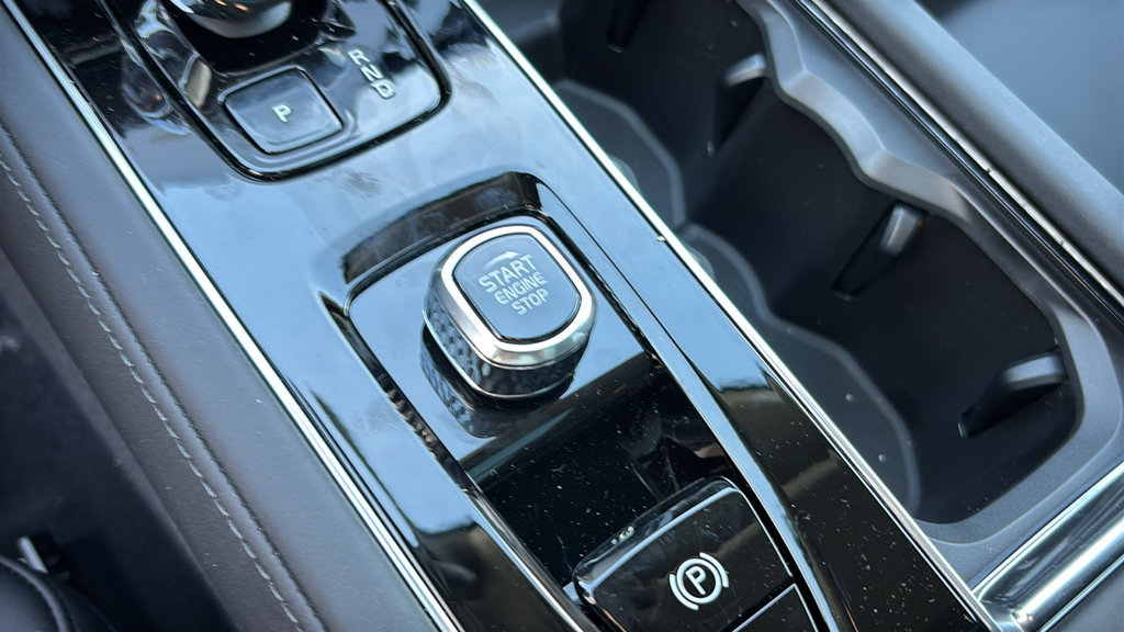New 2027 Volvo XC90 B6 Plus AWD/4WD image 15
