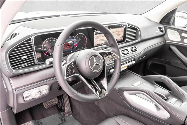New 2026 Mercedes-Benz GLS 450 4MATIC image 10