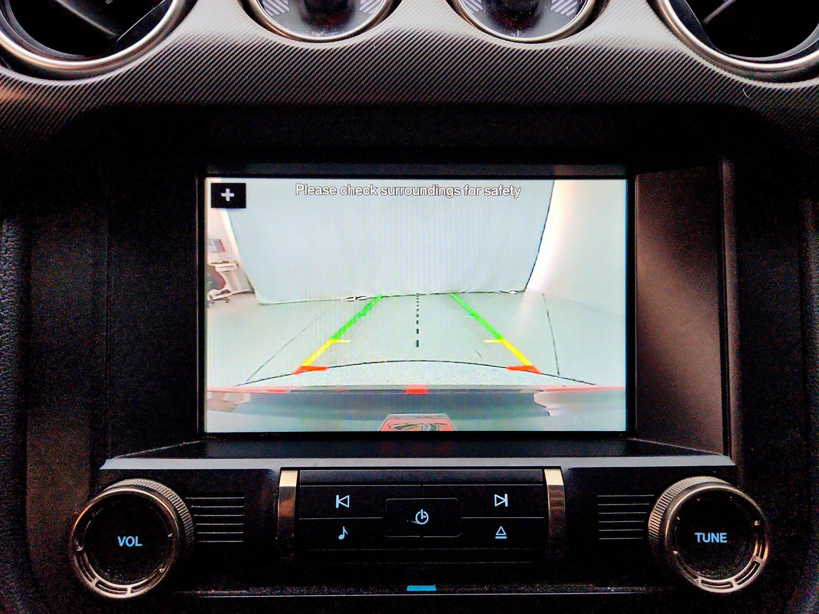 Used 2019 Ford Mustang Shelby GT350 w/ Technology Package image 15