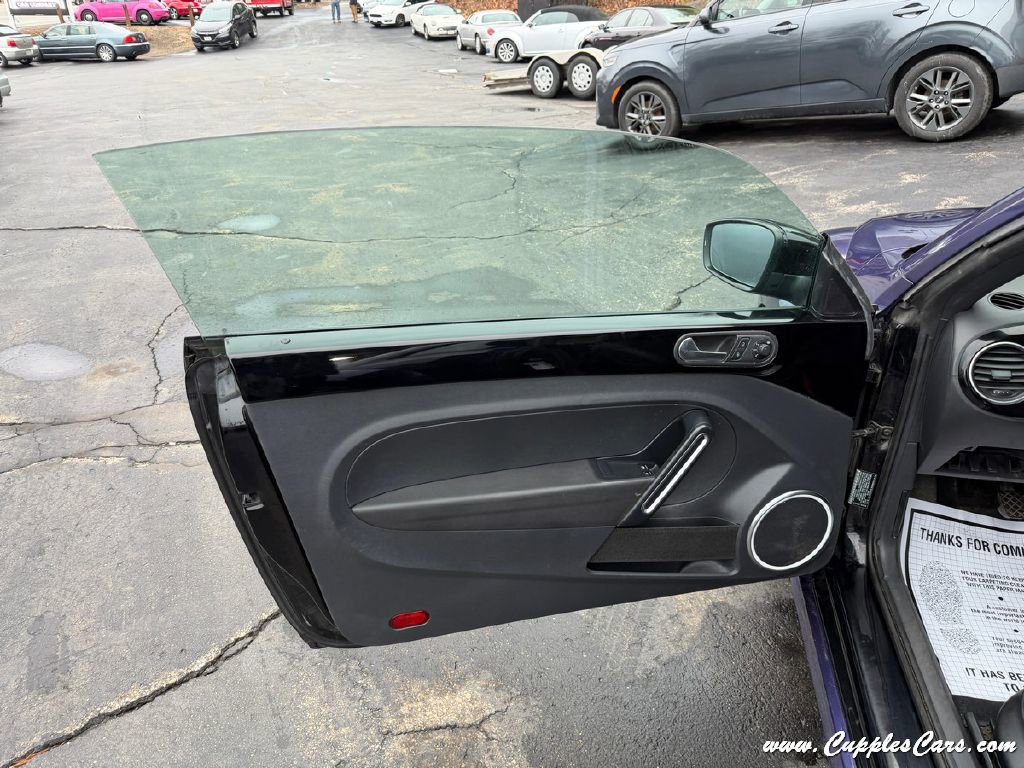 Used 2014 Volkswagen Beetle 2.5 image 6