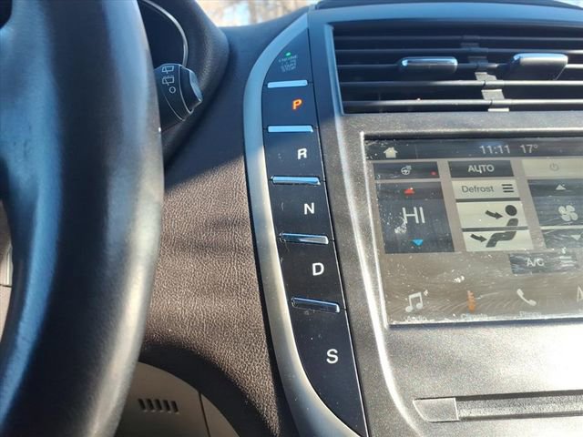 Used 2017 Lincoln MKC Select w/ Select Plus Package image 21