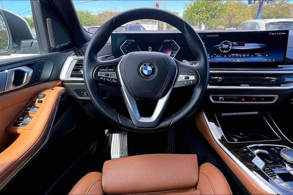 Used 2026 BMW X5 sDrive40i image 8
