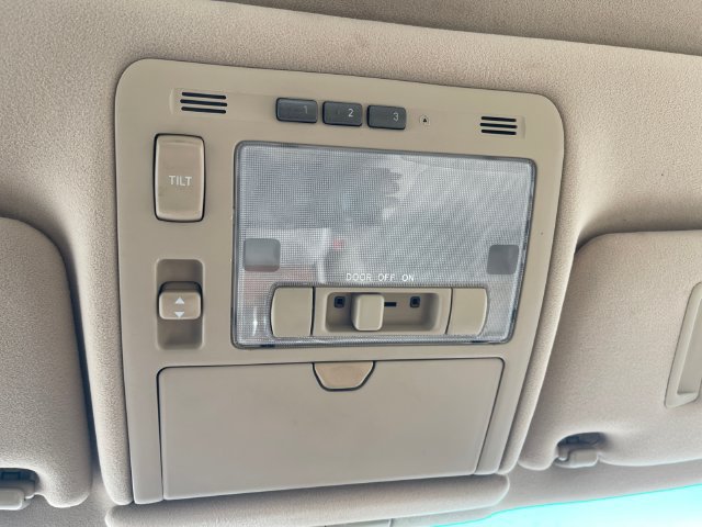 Used 2006 Lexus LS 430 RWD image 19