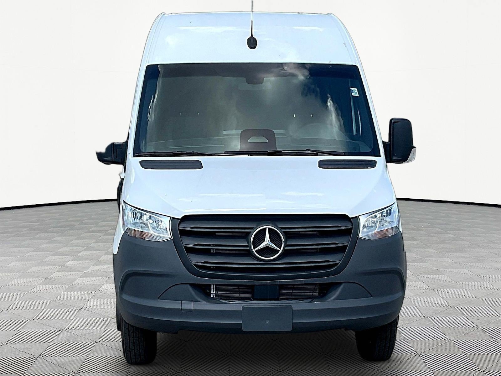 New 2026 Mercedes-Benz Sprinter 3500 image 2