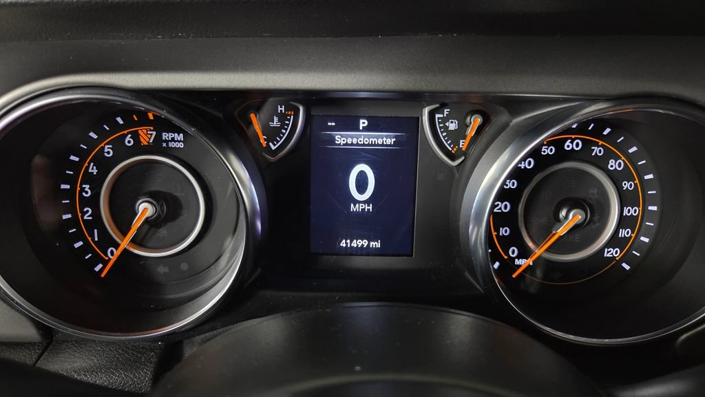 Used 2022 Jeep Gladiator Mojave AWD/4WD image 18