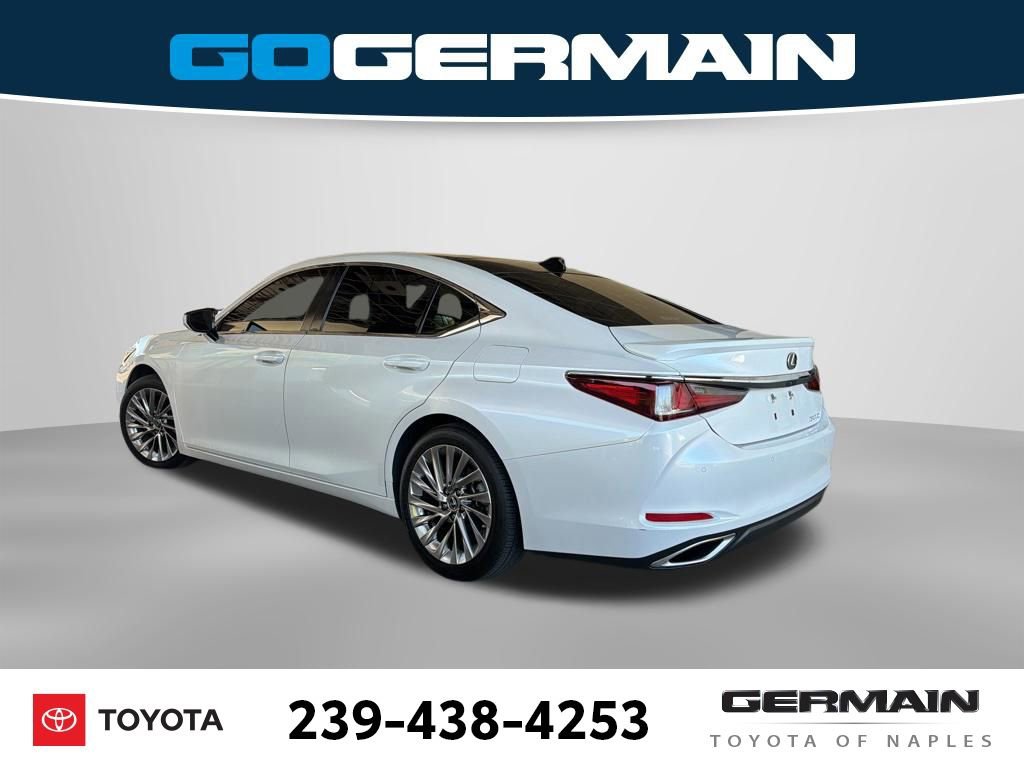 Used 2022 Lexus ES 350 Ultra Luxury w/ Accessory Package FWD image 6