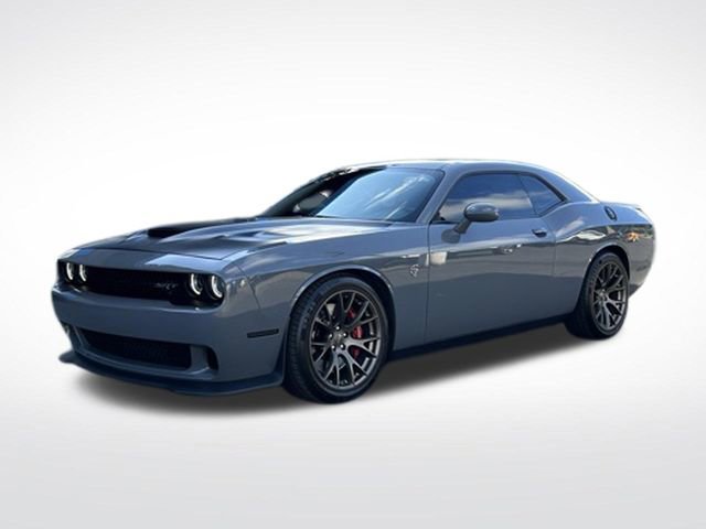 Used 2017 Dodge Challenger SRT Hellcat RWD image 4