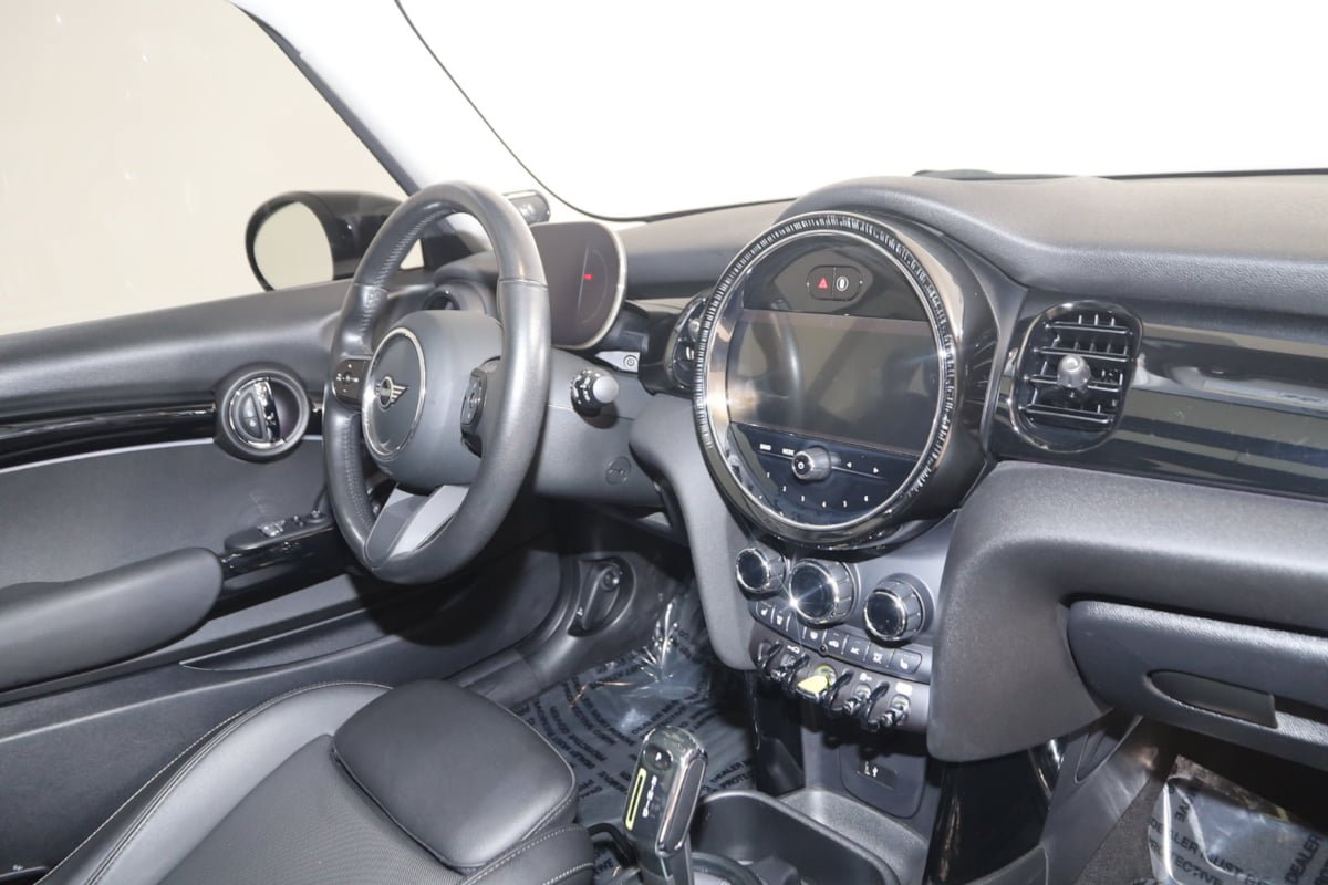 Used 2024 MINI Cooper SE FWD image 40