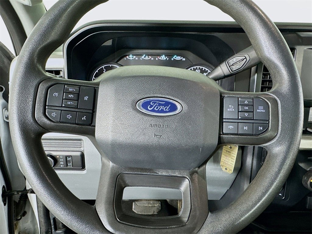 Used 2023 Ford F350 XLT image 38