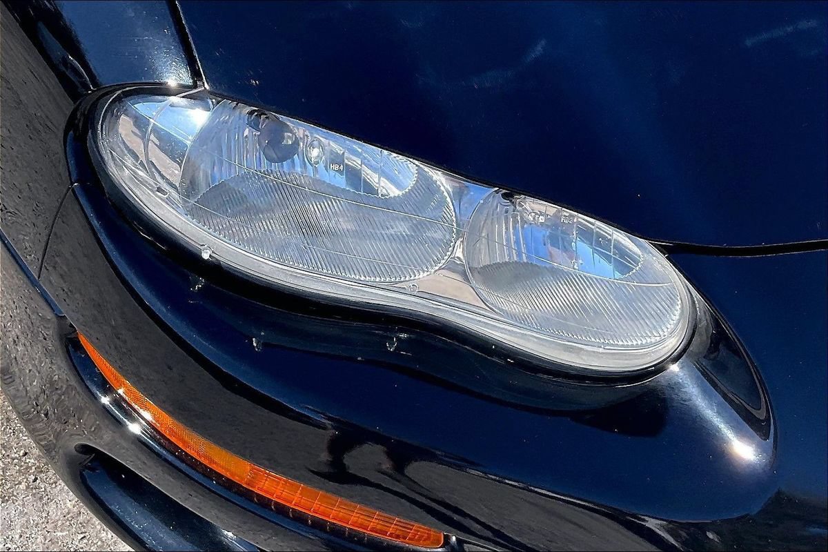 Used 2002 Chevrolet Camaro Z28 w/ SS Performance/Appearance Pkg RWD image 28
