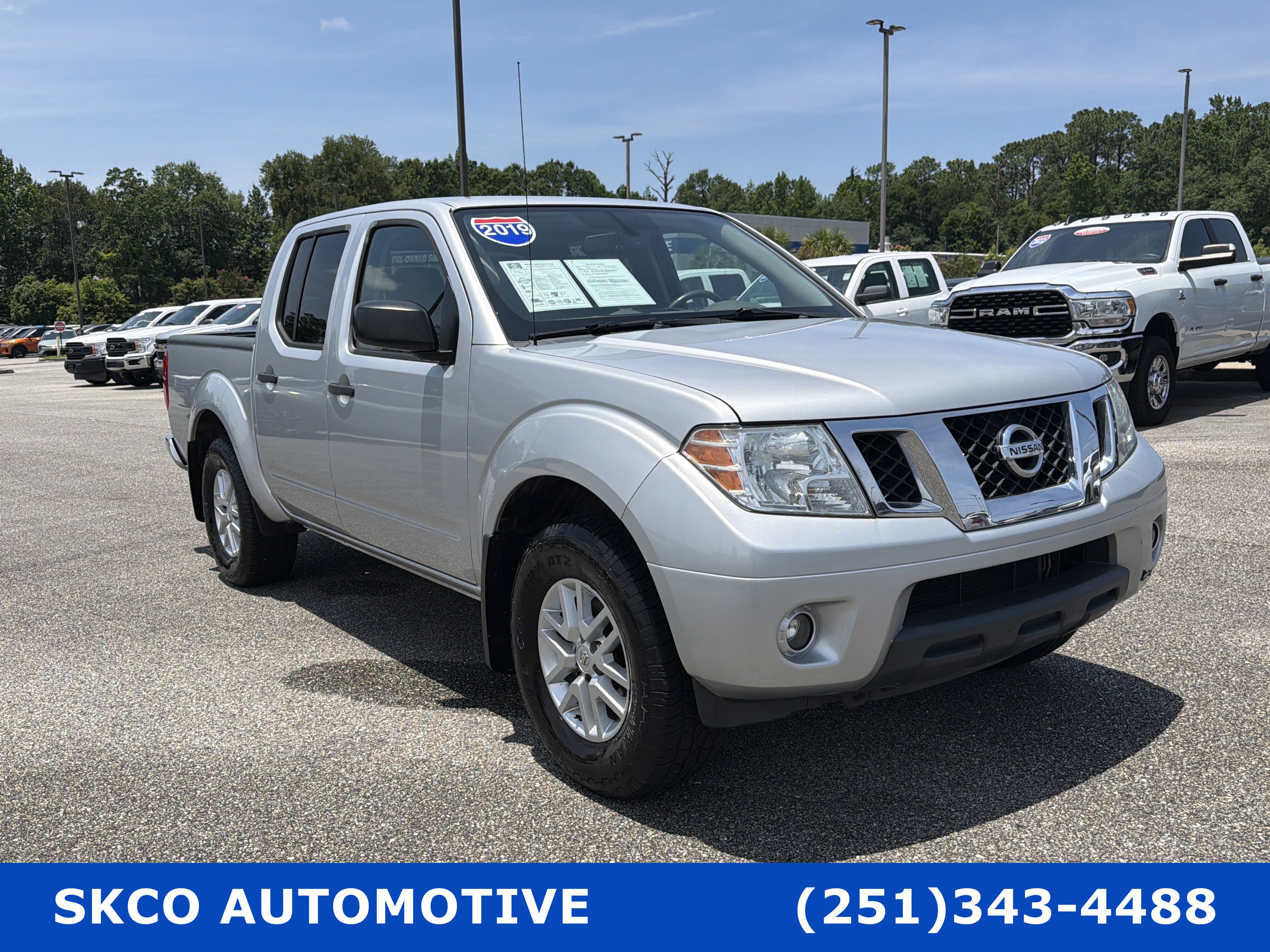 Used 2019 Nissan Frontier SV w/ Value Truck Package AWD/4WD image 7