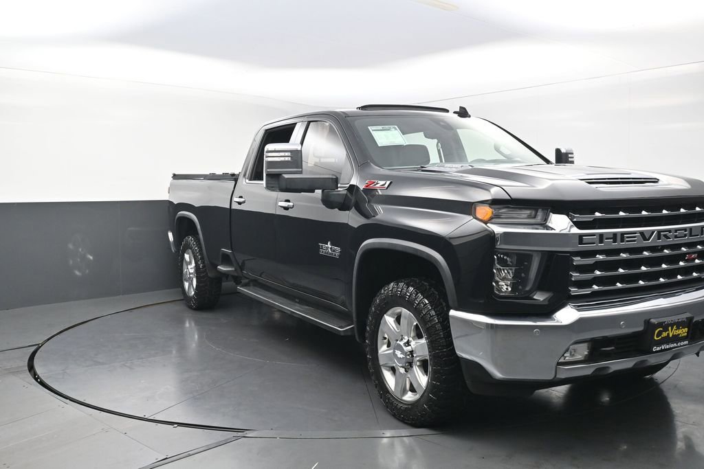 Used 2020 Chevrolet Silverado 3500 LTZ w/ LTZ Texas Edition image 3