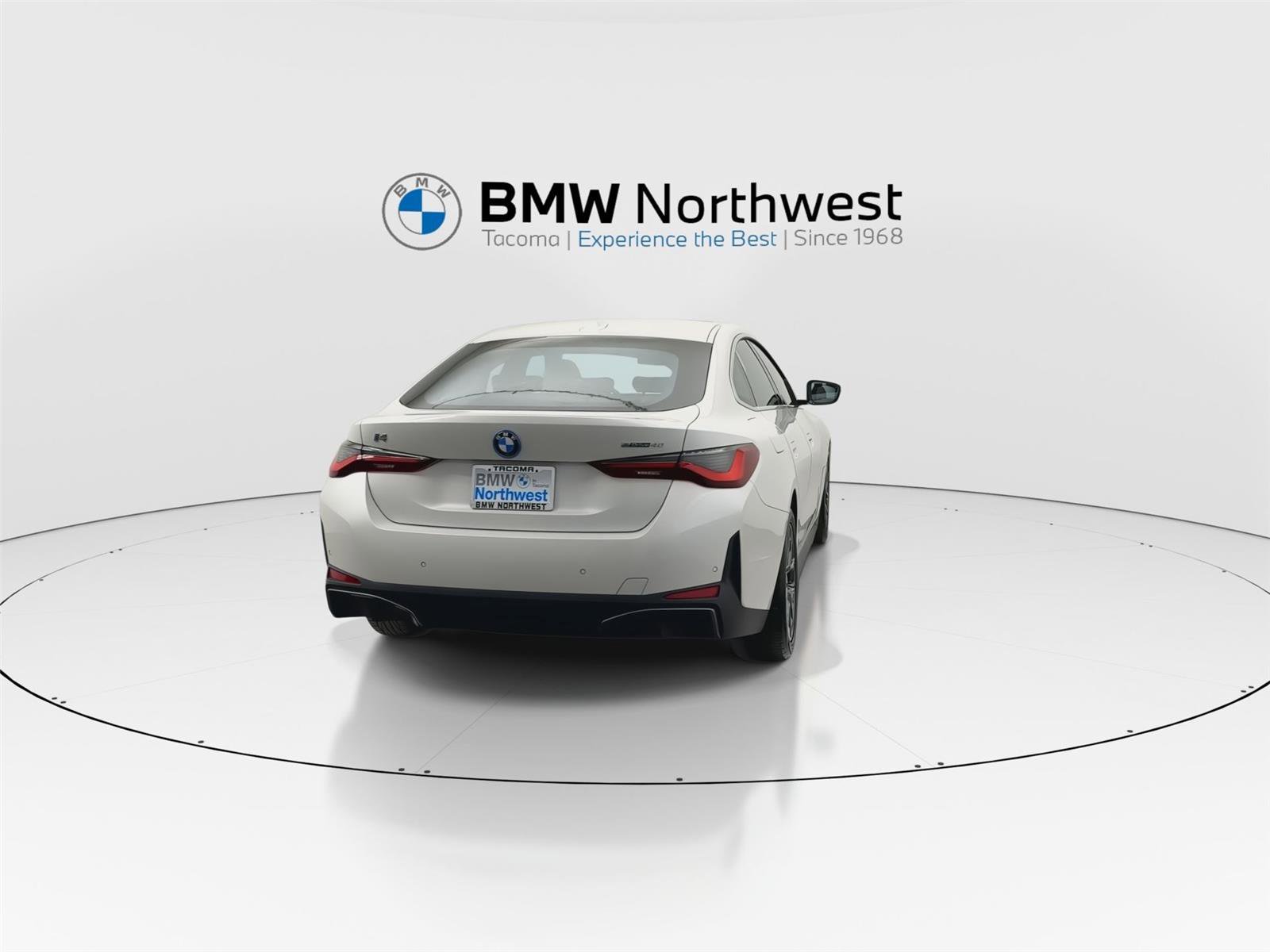 Certified 2023 BMW i4 eDrive40 RWD image 2