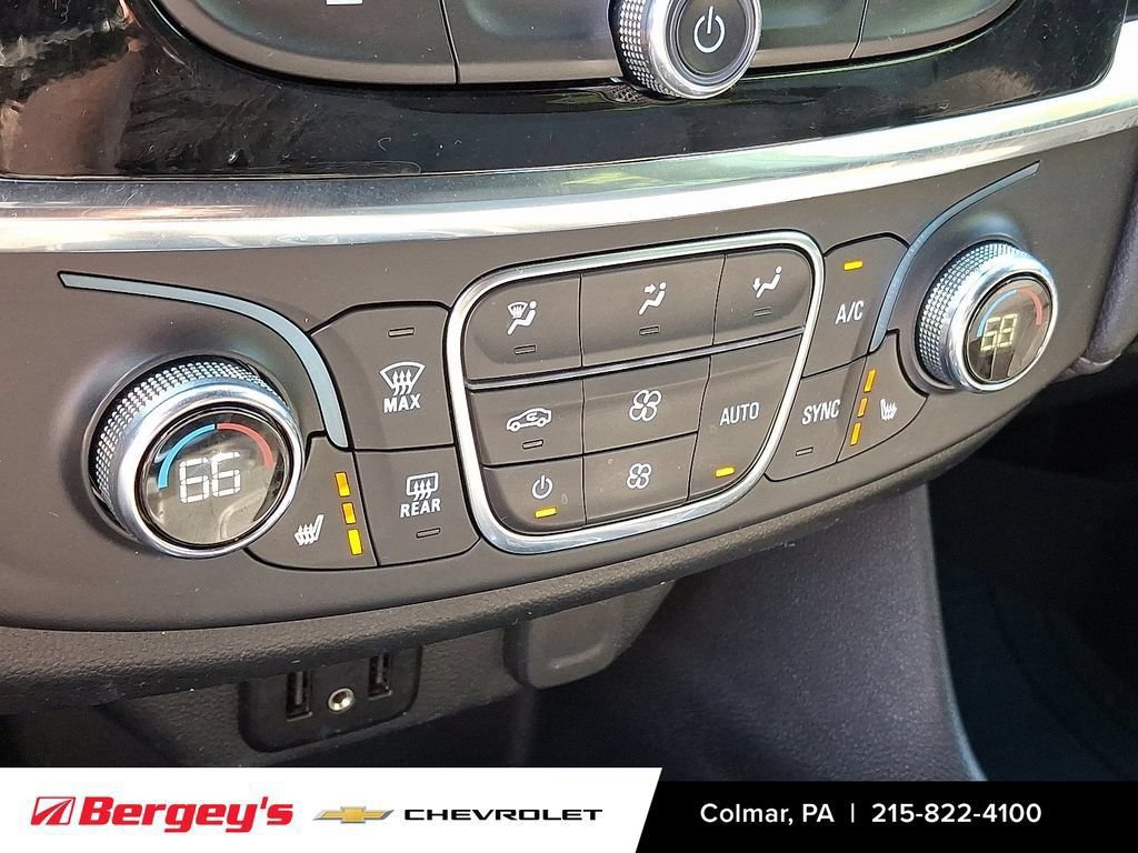 Used 2023 Chevrolet Traverse LT w/ LPO, Floor Liner Package AWD/4WD image 18
