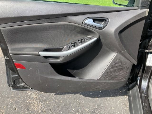 Used 2012 Ford Focus SE FWD image 12