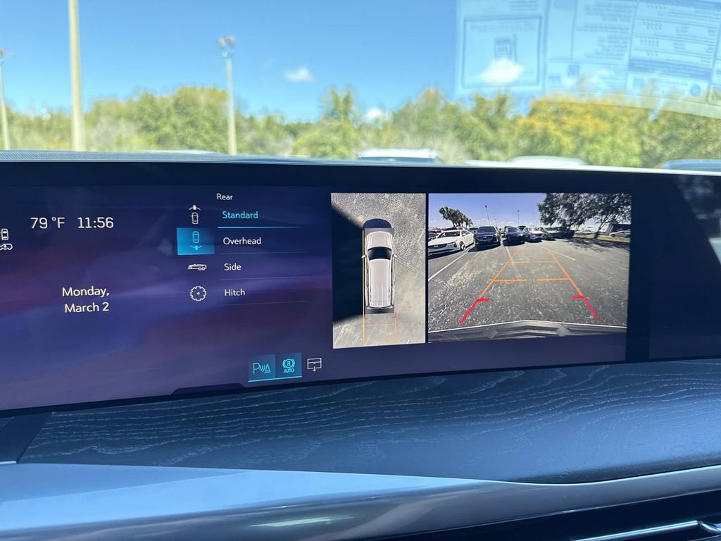 New 2026 Cadillac Escalade Luxury w/ Touring Package image 25