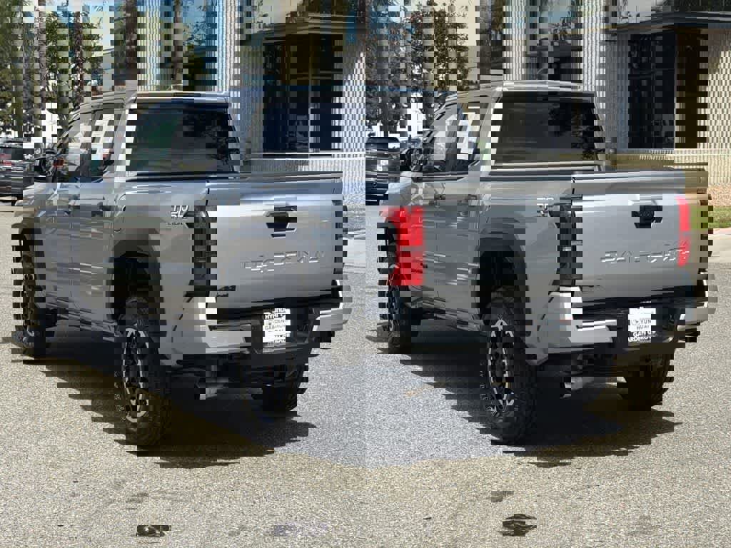 Used 2024 Toyota Tacoma TRD Off-Road image 4