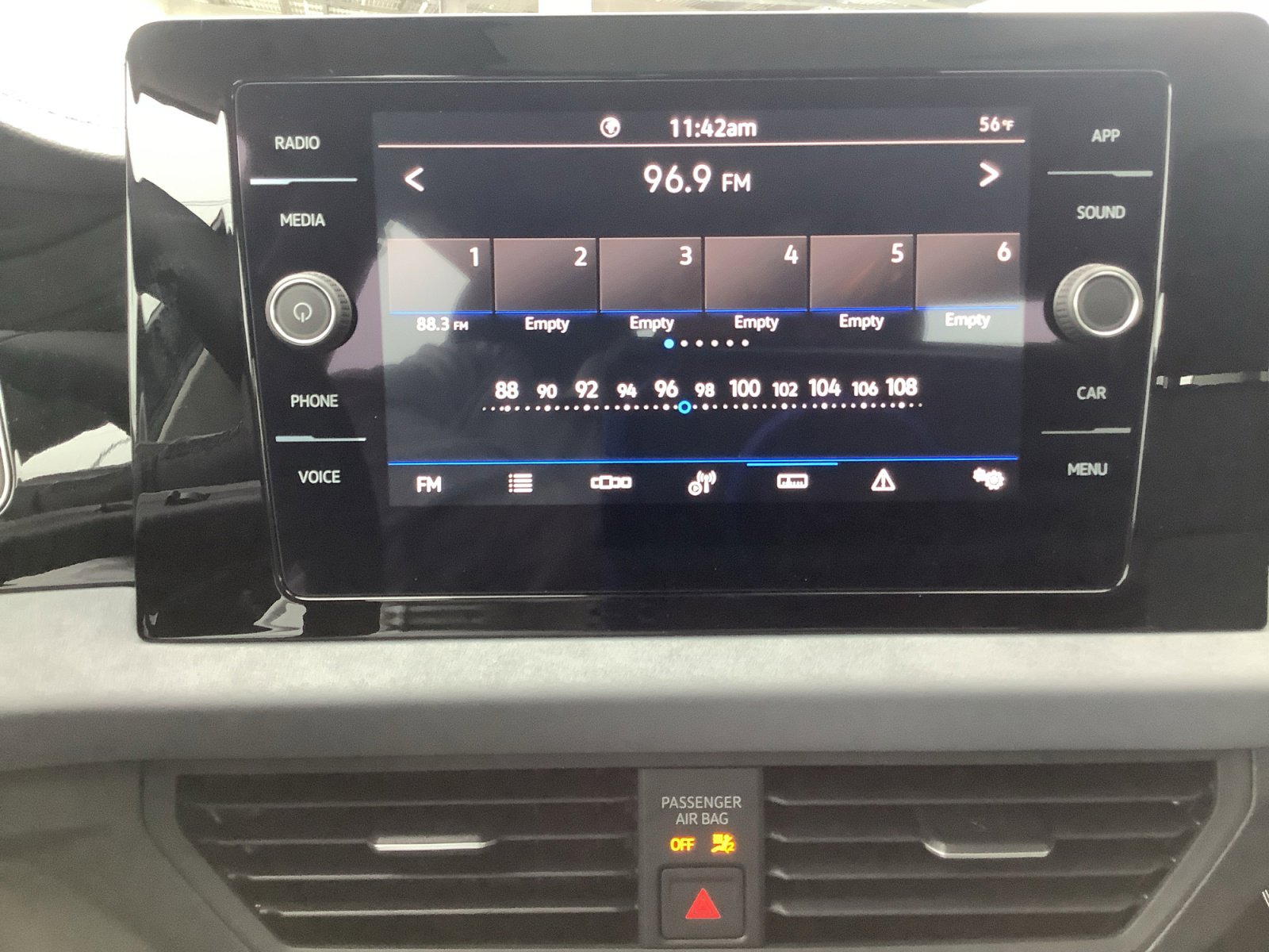 New 2026 Volkswagen Jetta SE image 17