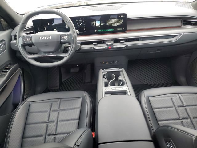 Certified 2026 Kia EV9 Land w/ Nightfall Edition Package image 17