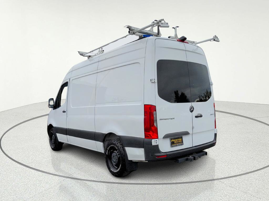 Used 2022 Mercedes-Benz Sprinter 2500 w/ Parking Package image 8