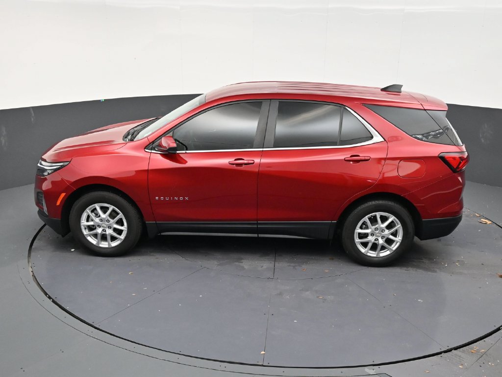 Used 2024 Chevrolet Equinox LT FWD image 12