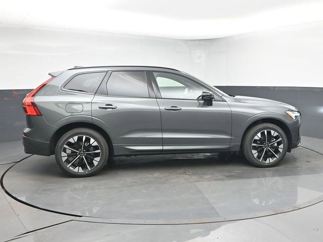 New 2026 Volvo XC60 B5 Plus w/ Protection Package Premier image 8