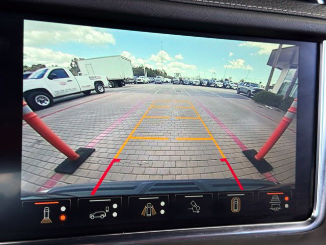 Used 2024 GMC Yukon Denali Ultimate AWD/4WD image 32