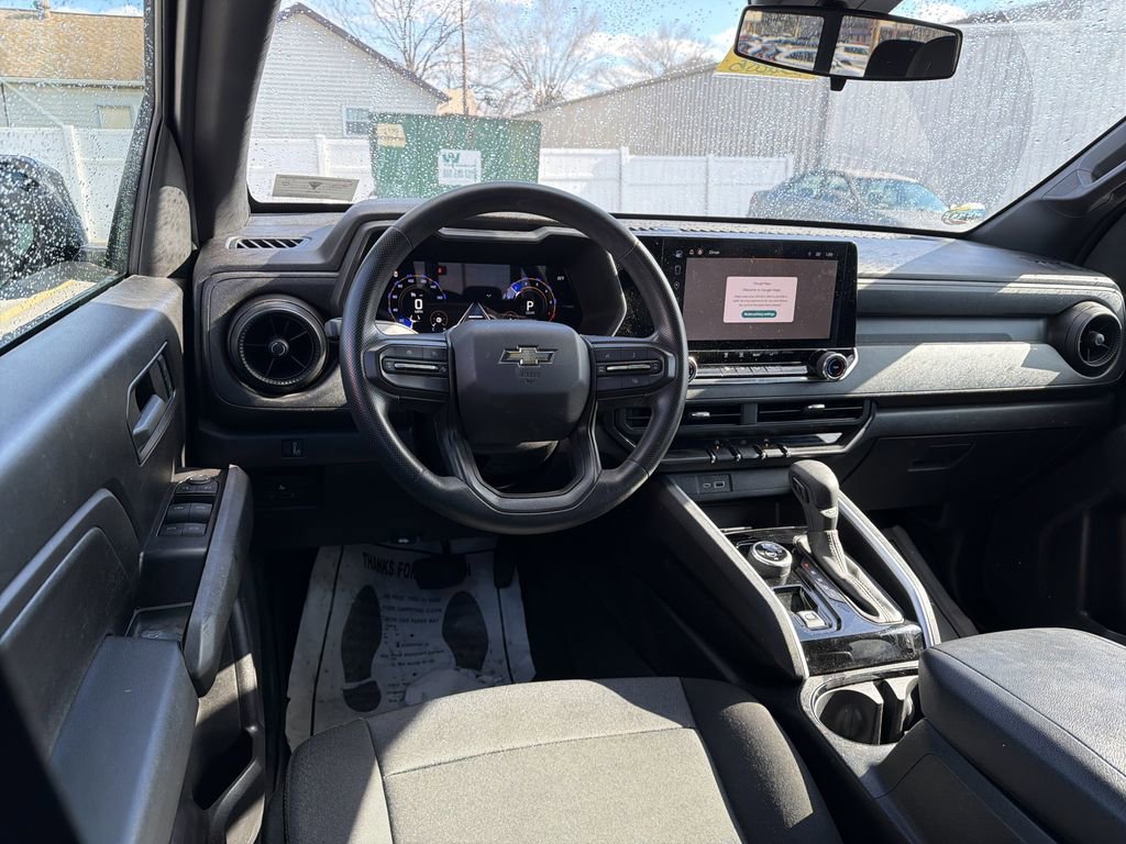 Used 2024 Chevrolet Colorado Trail Boss w/ Technology Package image 13