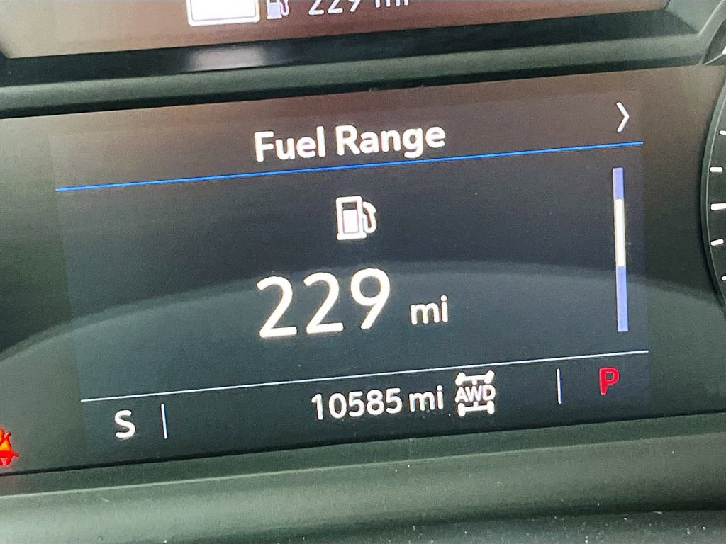 Used 2024 Cadillac XT6 Premium Luxury w/ LPO, Floor Liner Package image 12