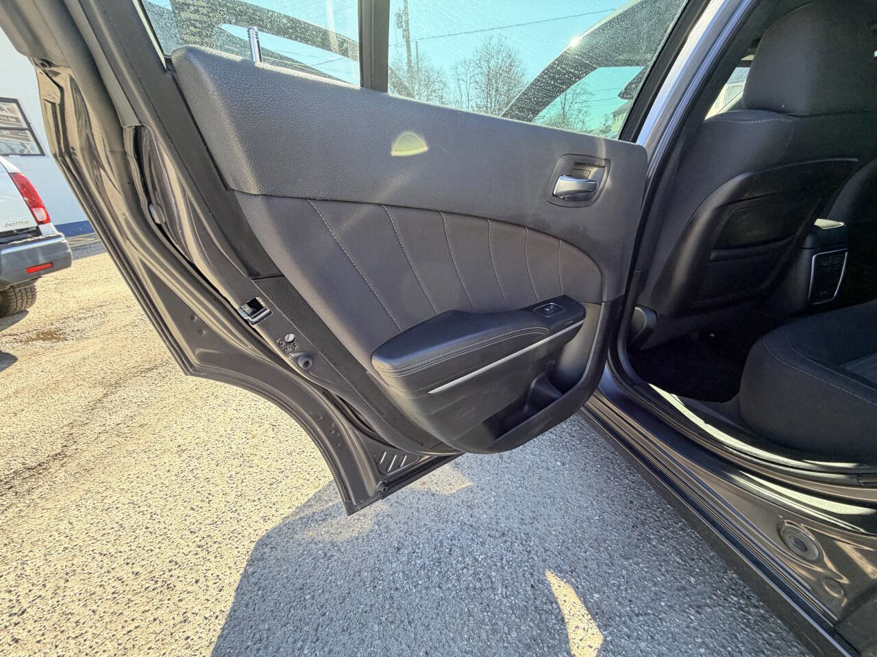 Used 2019 Dodge Charger SXT w/ Cold Weather Package AWD/4WD image 46