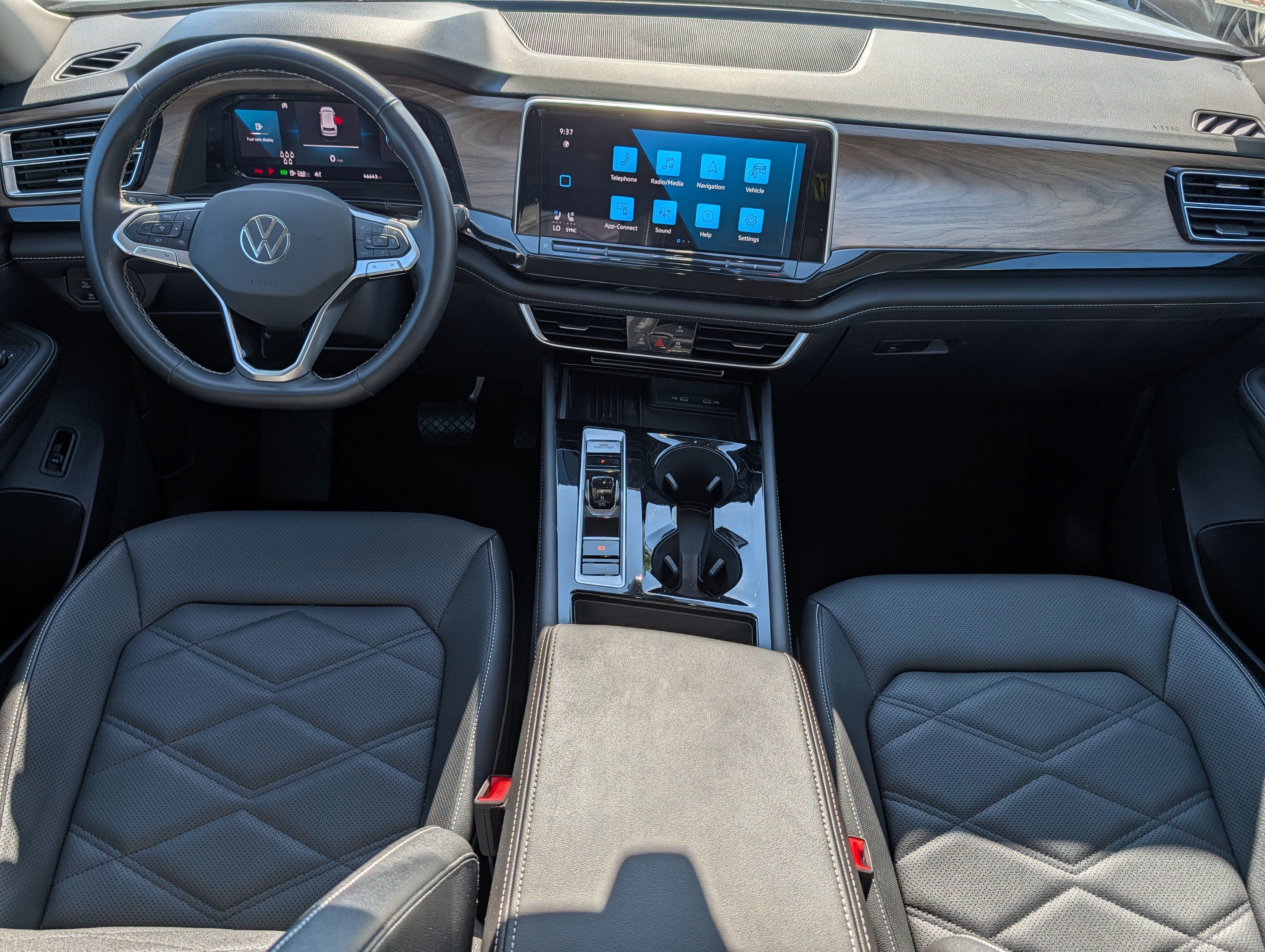 Certified 2025 Volkswagen Atlas SE AWD/4WD image 10