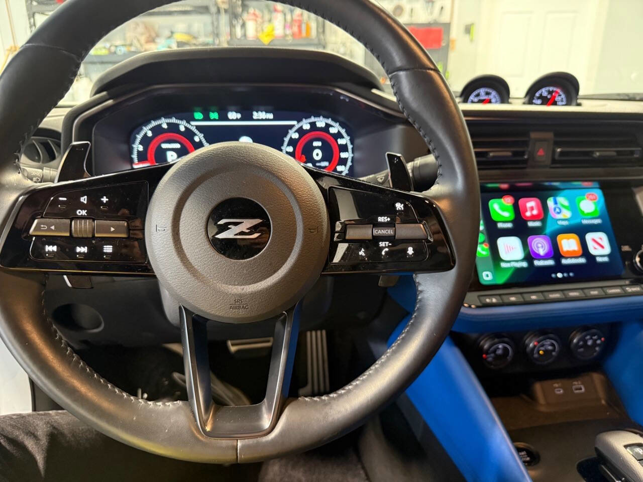 Used 2023 Nissan Z w/ Floor Mat Package (L93) RWD image 12