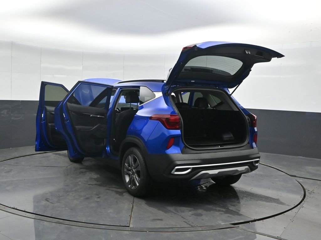 Used 2023 Kia Seltos S w/ Navigation Package image 50