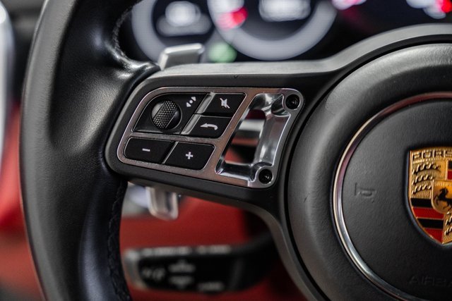 Used 2021 Porsche Cayenne Turbo image 26