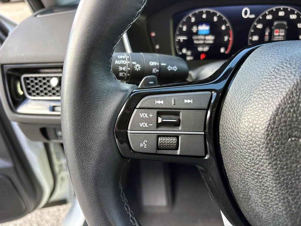 Used 2024 Honda Civic Touring image 17