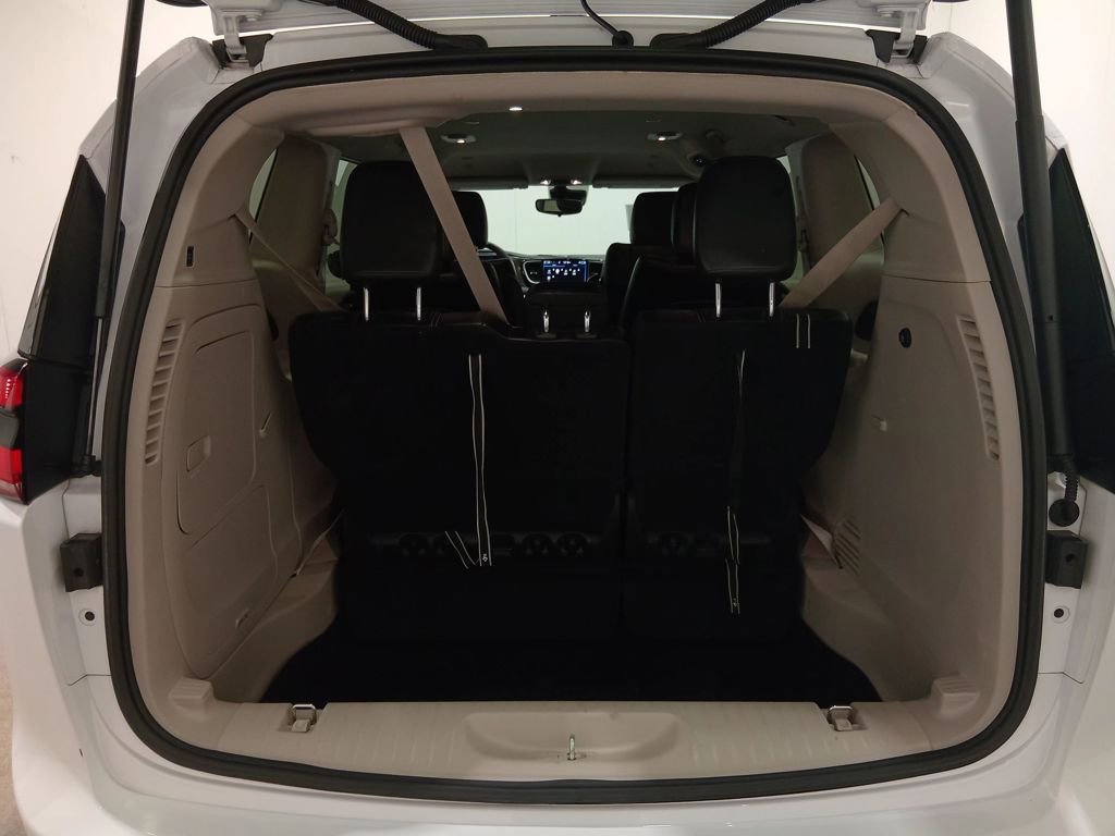 Used 2024 Chrysler Pacifica Select image 5