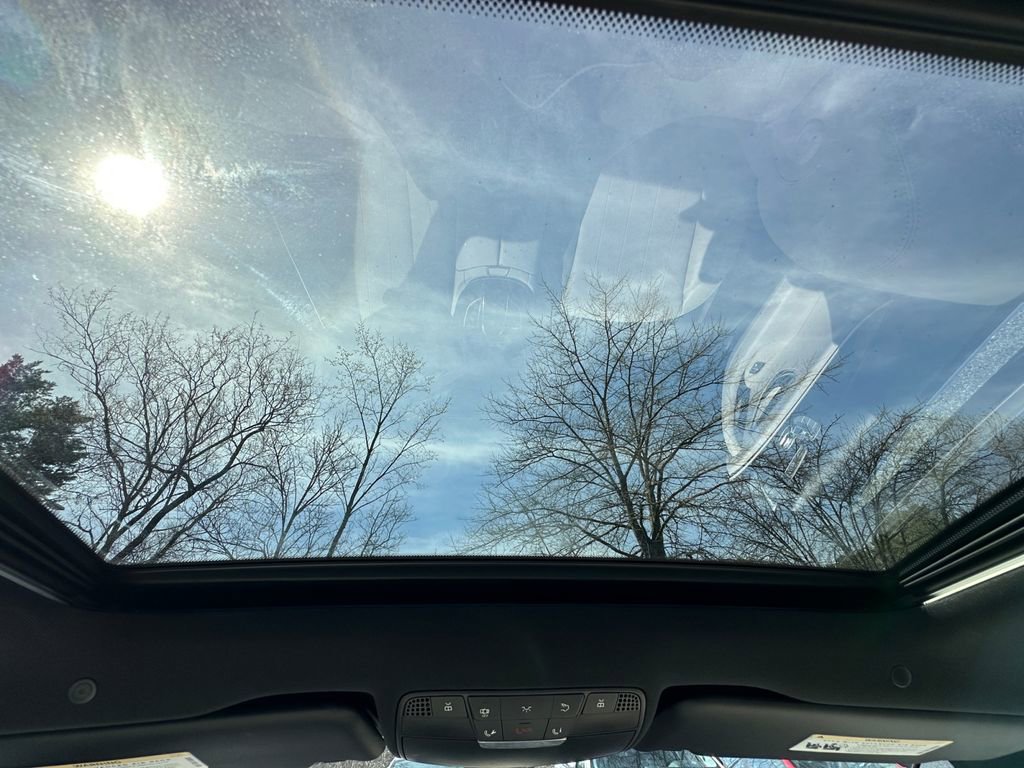 Used 2017 Mercedes-Benz E 300 image 28