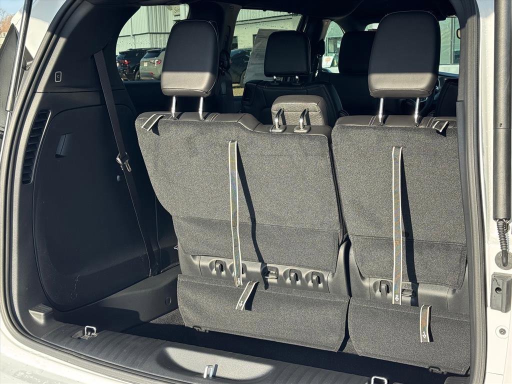 New 2026 Chrysler Pacifica Select AWD/4WD image 5