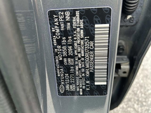 Certified 2024 Hyundai Elantra SEL image 32