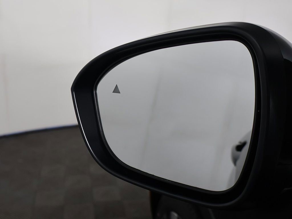 New 2025 Mitsubishi Outlander SEL image 41