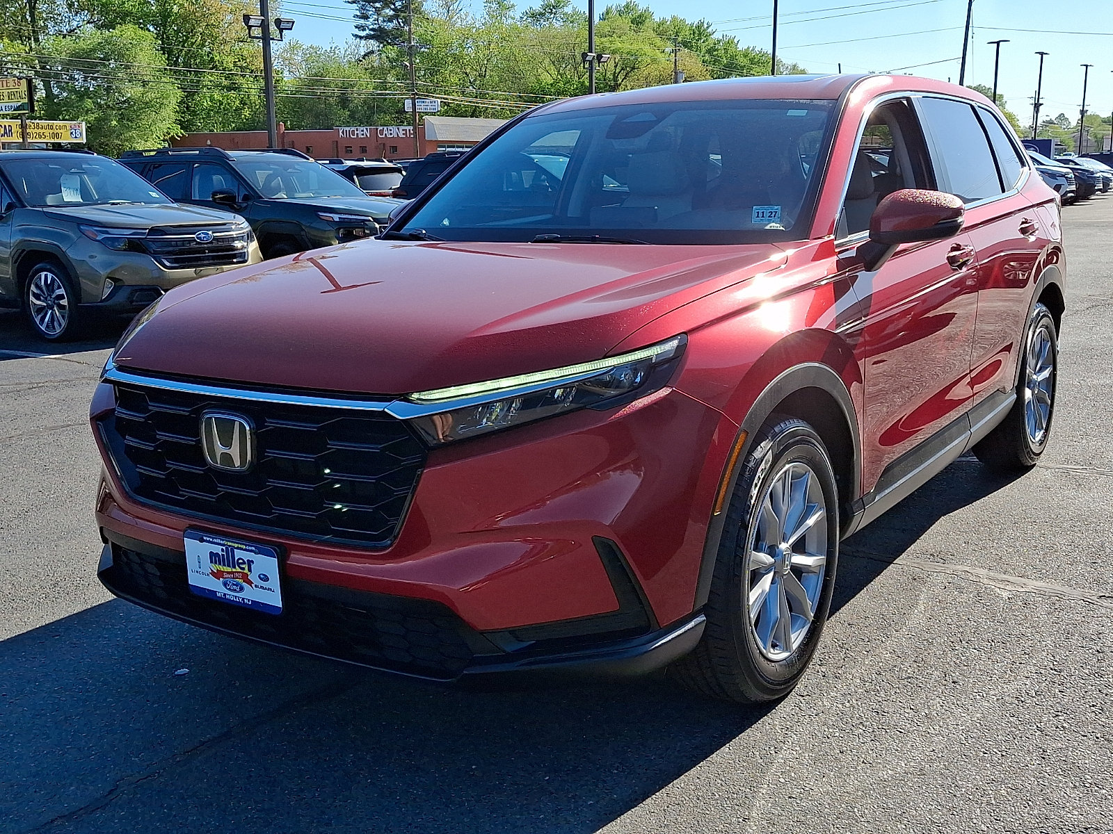 Used 2023 Honda CR-V EX image 3
