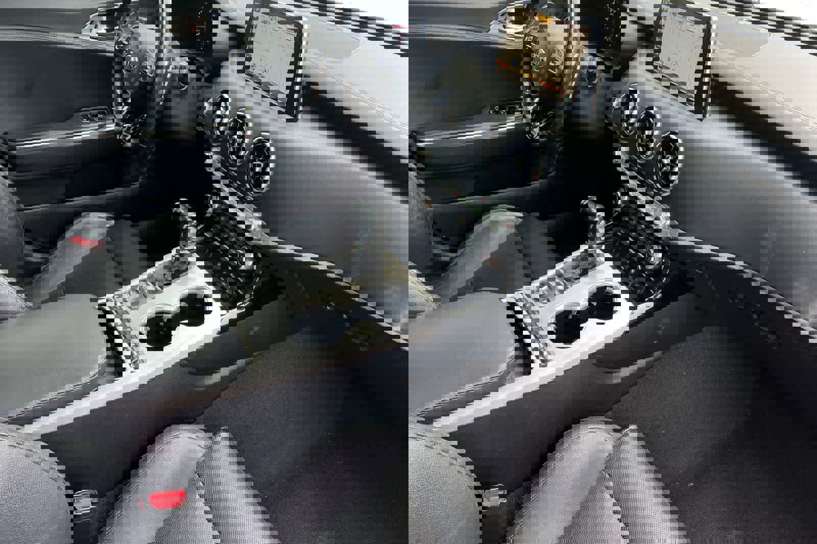 Used 2018 Kia Stinger GT1 image 17