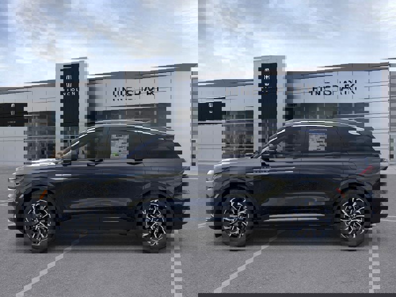 New 2026 Lincoln Nautilus Premier w/ Equipment Group 102A image 3