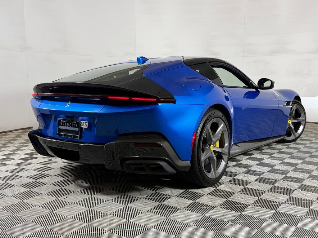 New 2025 Ferrari 12Cilindri image 2