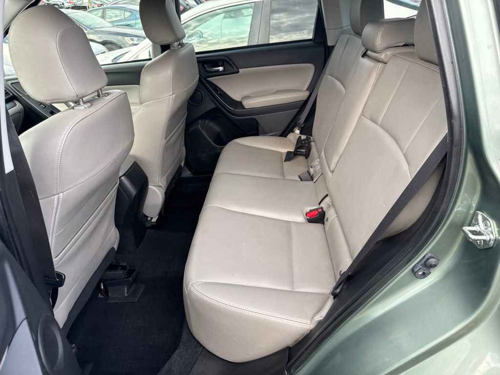 Used 2015 Subaru Forester 2.5i Limited AWD/4WD image 10