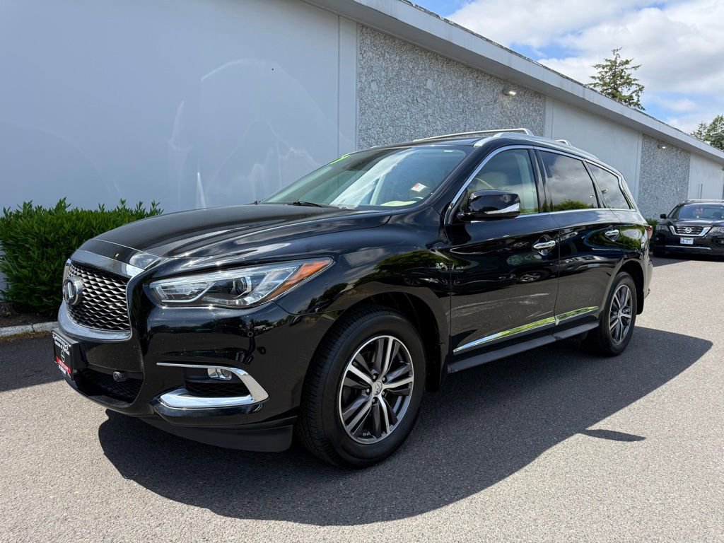 Used 2019 INFINITI QX60 Luxe w/ Essential Package AWD/4WD image 1