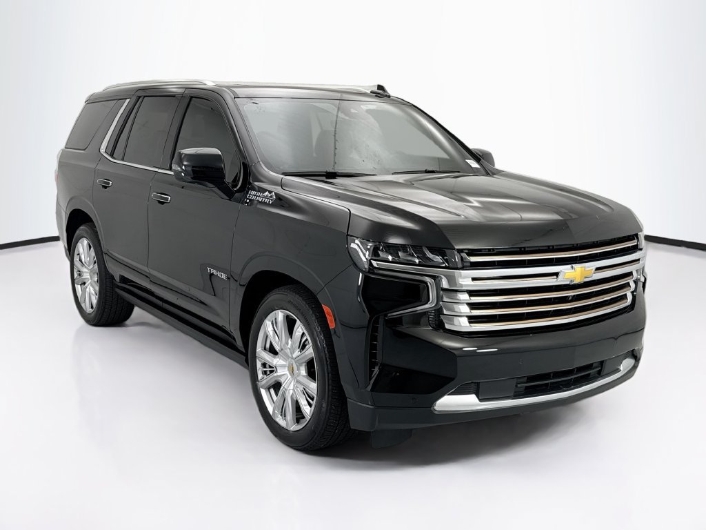 Used 2024 Chevrolet Tahoe High Country AWD/4WD image 3