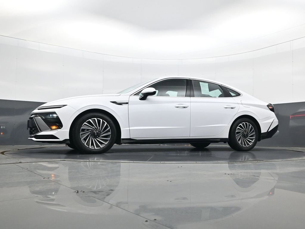 Certified 2025 Hyundai Sonata SEL image 28
