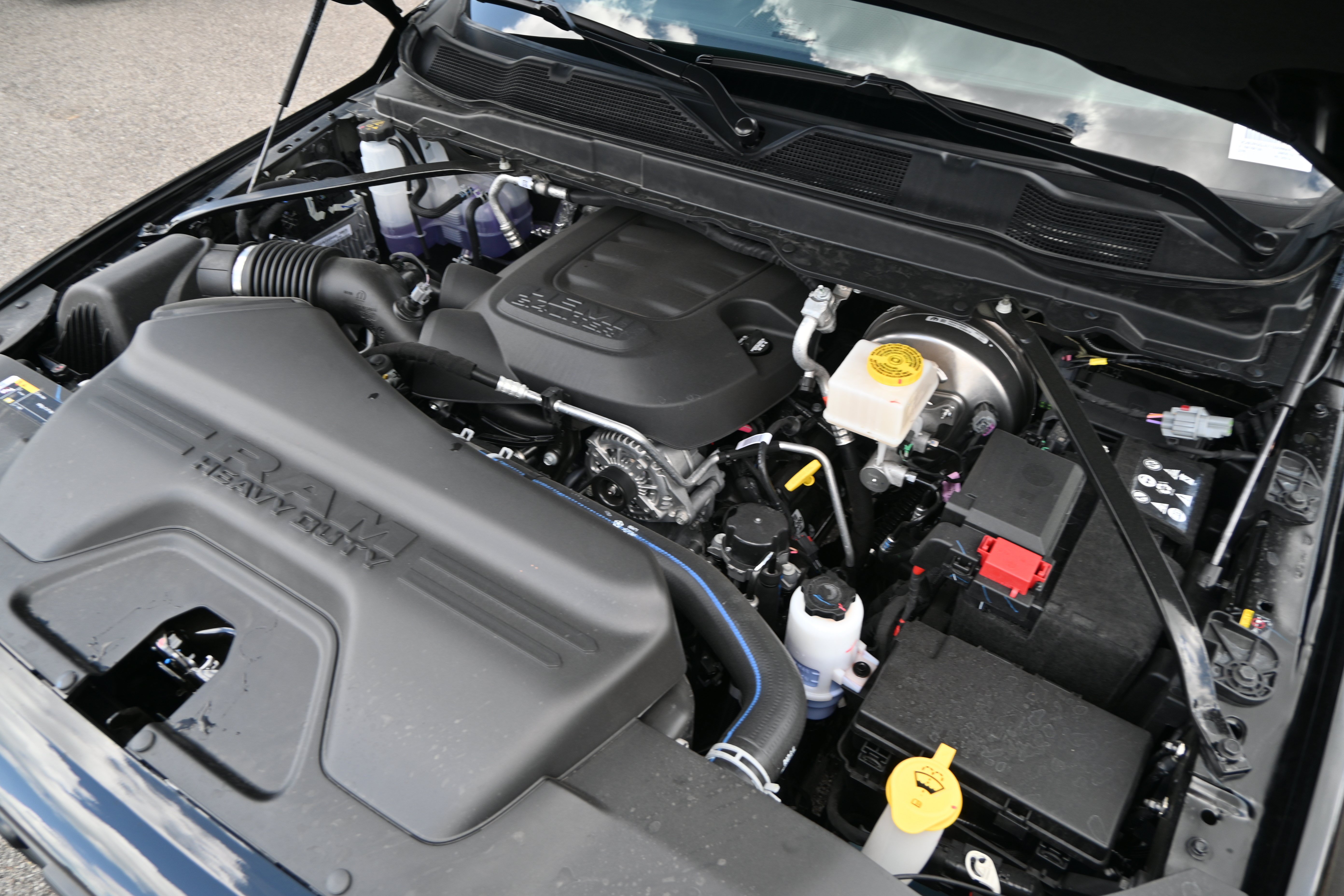 New 2026 RAM 2500 Big Horn AWD/4WD image 32