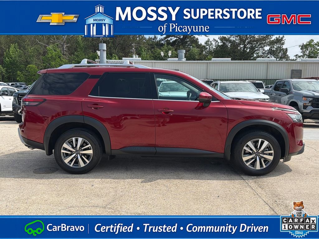 Certified 2025 Nissan Pathfinder SL AWD/4WD image 7